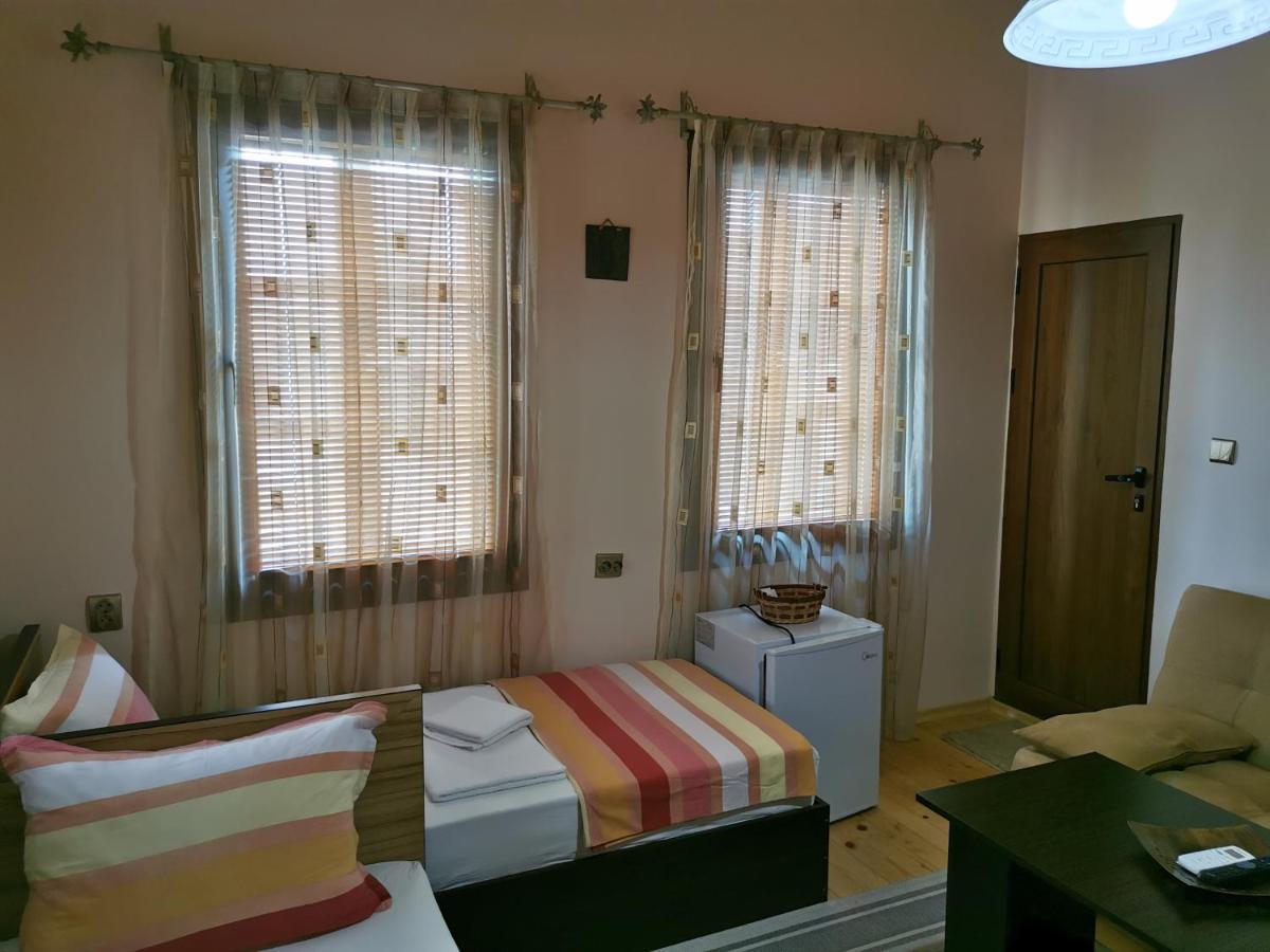 Hotel The Old House à Nessebar Extérieur photo